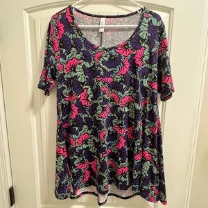 LuLaRoe ladies multi colored blouse